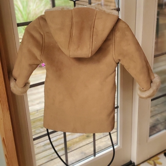Gap Kids Unisex Faux Fur & Suede Hooded Button-Down Sz XS (4) Coat Jacket - Picture 5 of 13